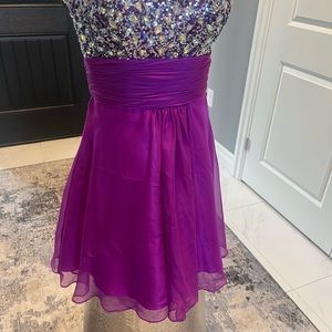 Faviana size 6 best wedding guest or prom dress very beautiful